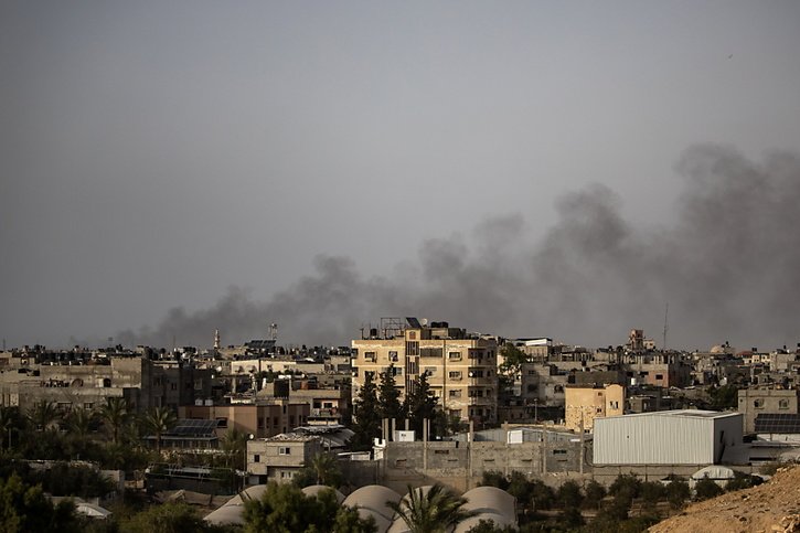 Benjamin Netanyahu n'a de cesse de clamer sa détermination à lancer une offensive terrestre à Rafah, dans le sud du territoire. © KEYSTONE/EPA/HAITHAM IMAD