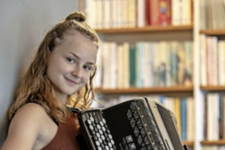 Glâne: Angélique Serna meilleure jeune accordéoniste de Suisse