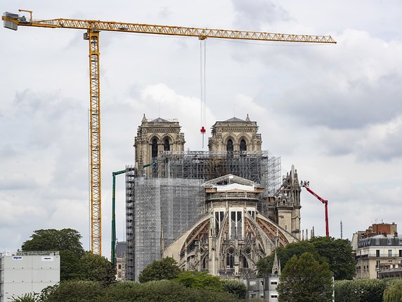 L'échafaudage représentait une grave menace pour Notre-Dame de Paris (archives). © KEYSTONE/EPA/IAN LANGSDON