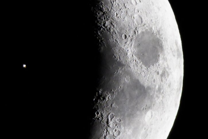 Les graines seront transportées sur la Lune par le vaisseau spatial Beresheet 2, une mission spatiale privée israélienne (archives). © KEYSTONE/EPA/JIM LO SCALZO
