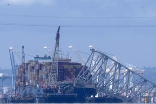 Pont à Baltimore: le bateau a subi deux pannes avant l'impact