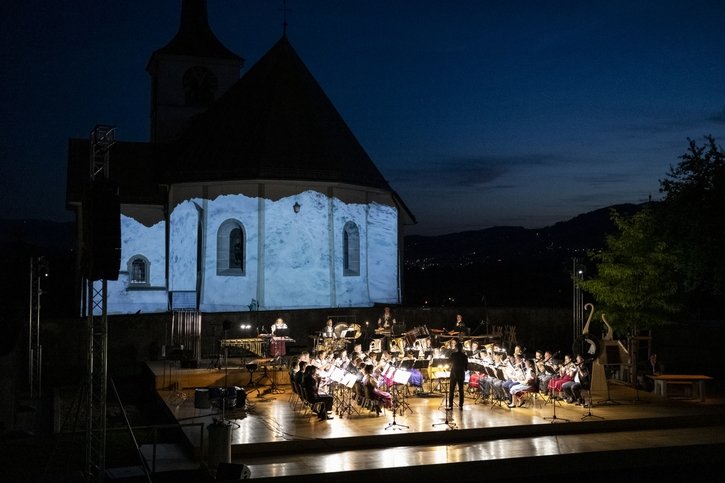 Critique: La Lyre de La Roche fête ses 100 ans sur scène. Spectacle lumineux!